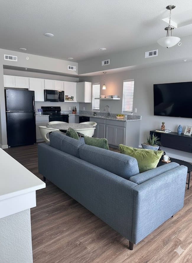 Photo - Clover On Cascade