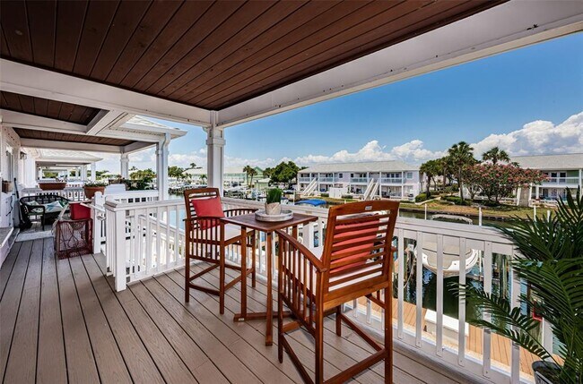 Photo - 4834 Beach Dr SE Unit F