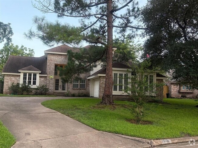 Building Photo - 15111 New Hastings Dr Rental