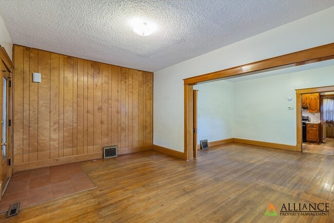 Photo - 800 Osage St Unit Main