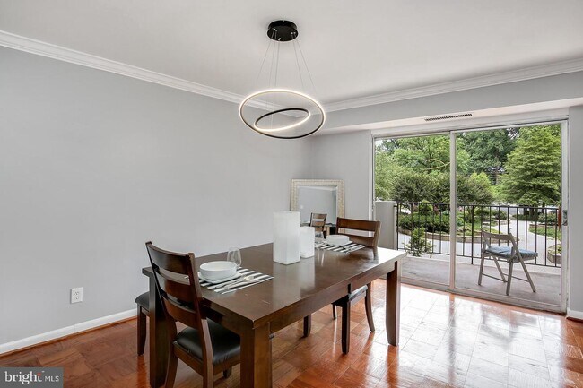 Photo - 9039 Sligo Creek Pkwy Unidad 205