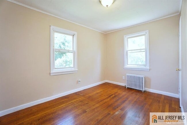 Photo - 19 W Prospect St