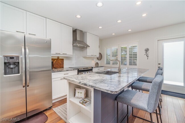 Building Photo - 473 12th Ave S Unit B11