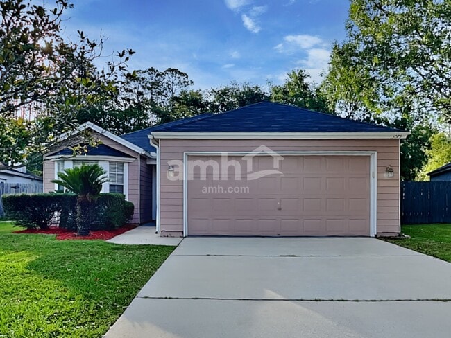 Building Photo - 3079 Wavering Ln