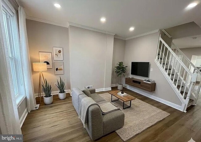 Photo - 2317 E Fayette St