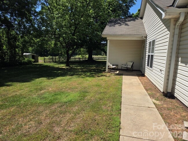 Building Photo - 111 Clodfelter Rd