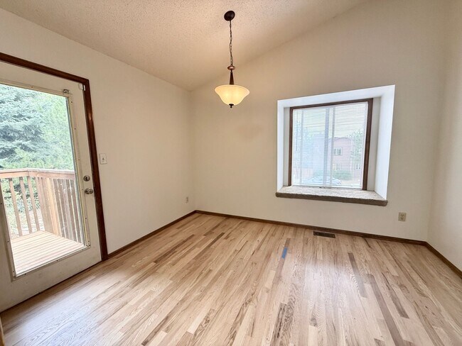 Photo - Beautifully Updated 5 Bedroom Rockrimmon Ranch Home Backing to Open Space