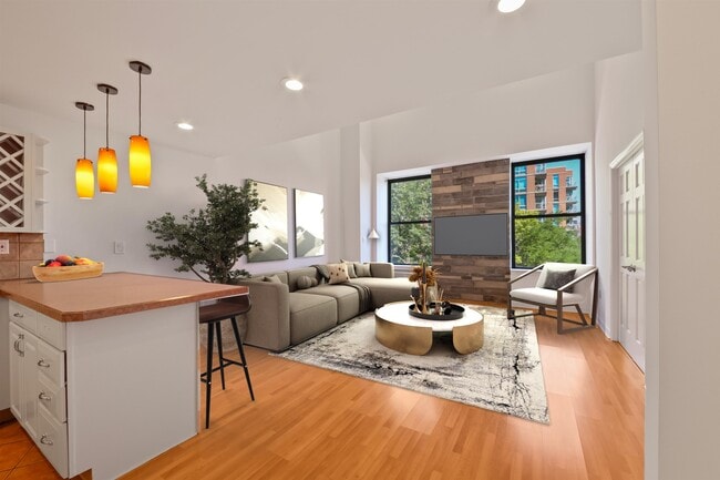 Photo - 1 Greene St Unit 307x