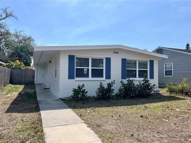 Photo - 860 49th Ave N