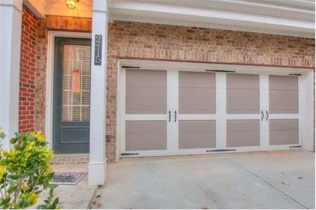 2415 Tenor Ln