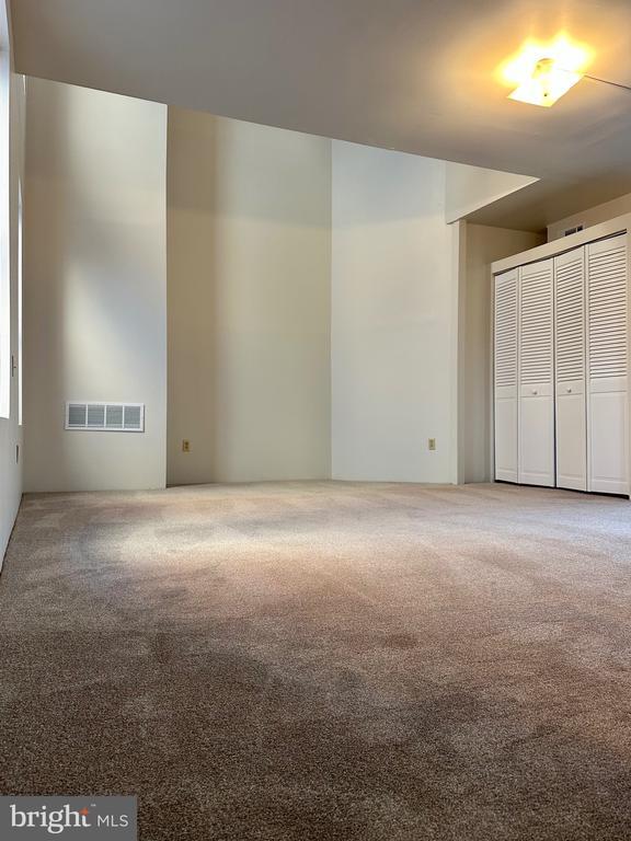 Photo - 239 W Philadelphia St Unit APT C