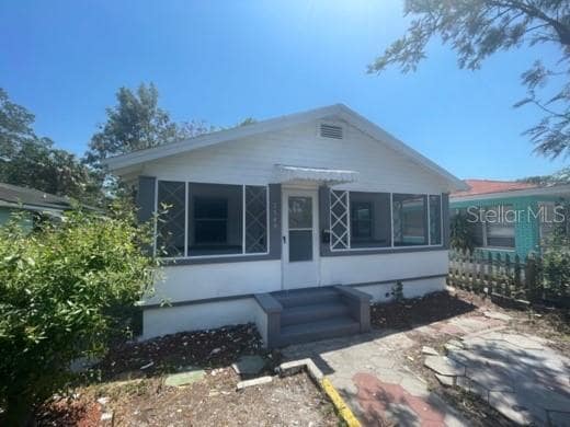 Photo - 2540 11th Ave S