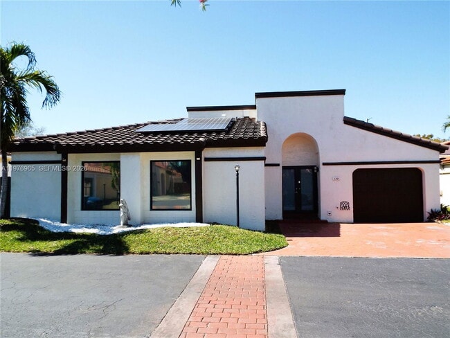 Building Photo - 422 SW 88th Pl