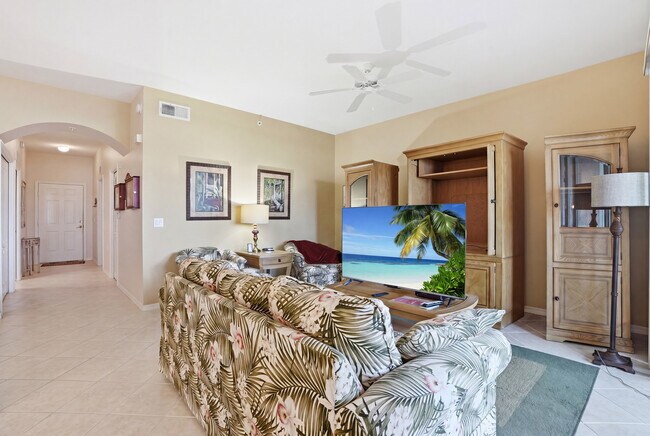 2730 Cypress Trace Cir