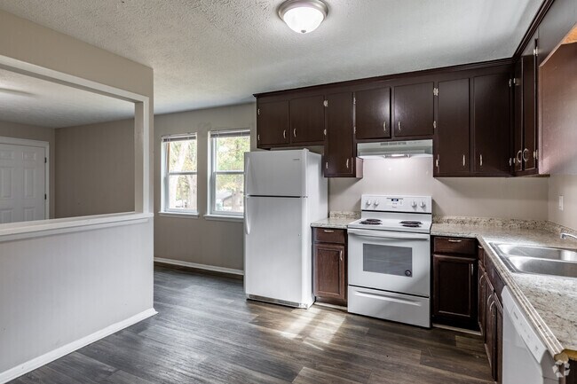 2BR, 1BA - 976SF