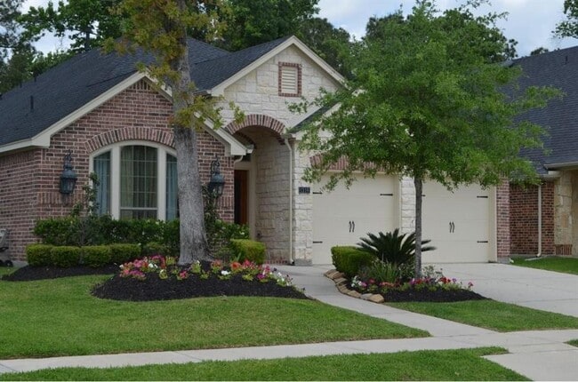 Building Photo - 1319 Eden Meadows Dr Rental