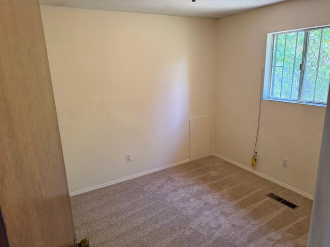 Photo - 1603 Ben San Ave