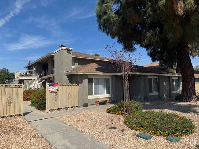 Building Photo - 1209 Oxford Dr Rental