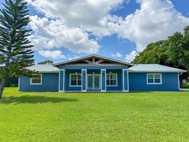 Photo - 17420 SW 54th St