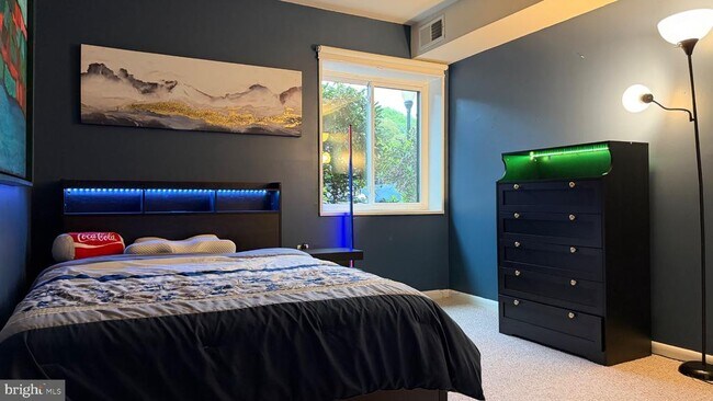 Photo - 1407 Northgate Square Unit 2C