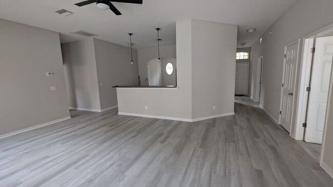 Photo - Beautiful 3/2 in Fiddlers Cove