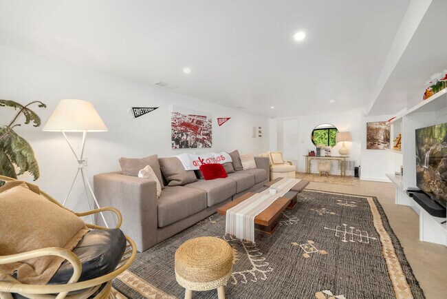 1156 E Lakefront Dr Unit SI ID1221921P