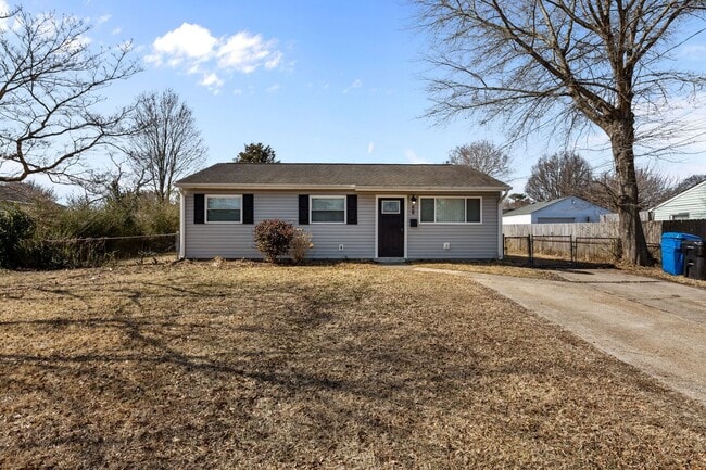 Building Photo - Just Listed for Rent in Virginia Beach!