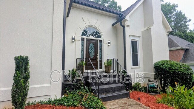 Photo - 573 Trailwood Ln SW