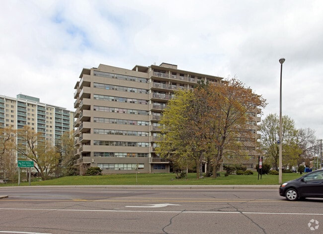 Building Photo - 1210 York Mills Rd