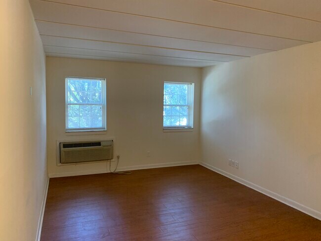 Photo - 111 N Swarthmore Ave Unit c-5