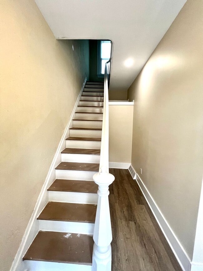 Photo - 933 - 320/322 Boggs Avenue Unit 322