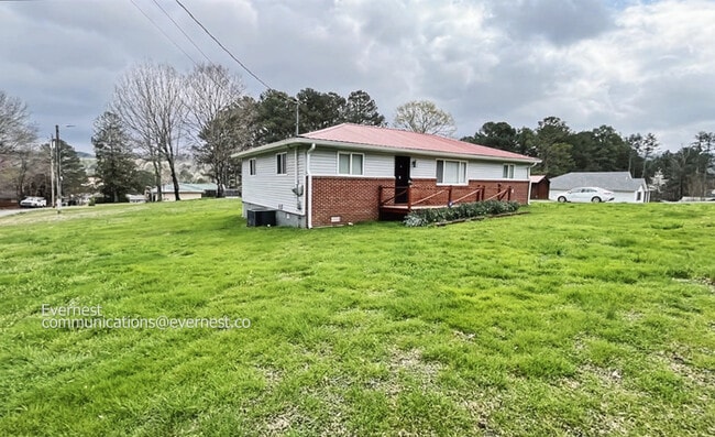 Building Photo - Beautiful 3 Bed and 2 Bath Home in Rossville