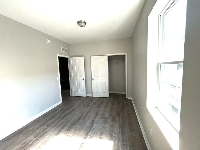 Photo - 17 W Main St Unit 4