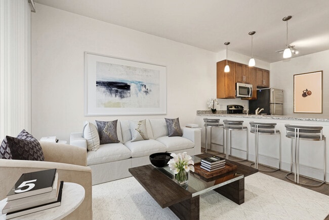 Photo - Avenue Grand