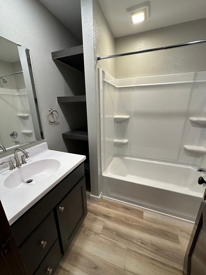 Photo - 2 Bedroom House - Goshen