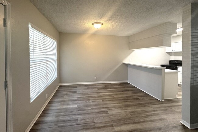 Photo - Park Apartments