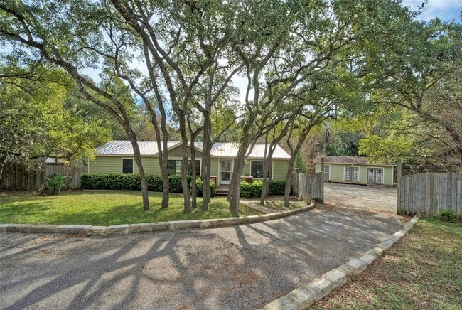 Photo - 125 Queen Anne Cir