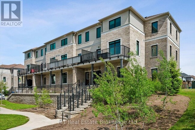 Photo - 107 Westra Dr
