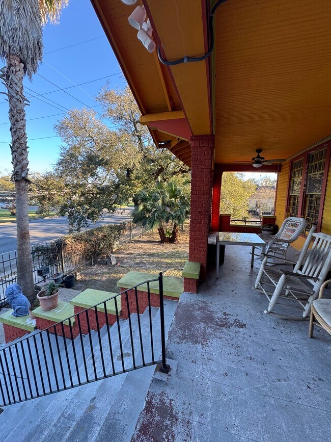 Elysian Apartments