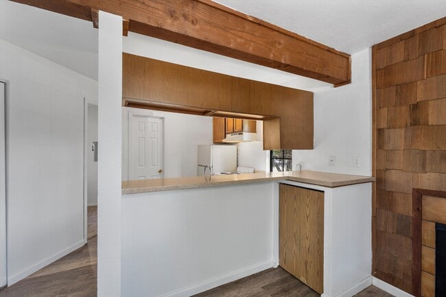 1x1- 490 sf - Pepper Park