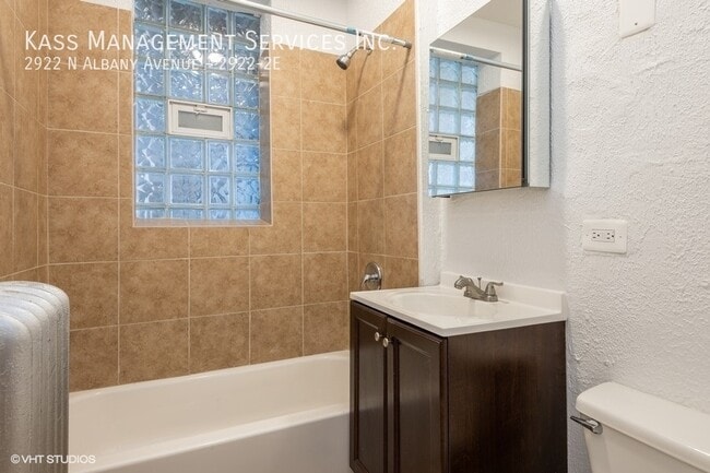 Photo - 2922 N Albany Ave Unit 2922-2E