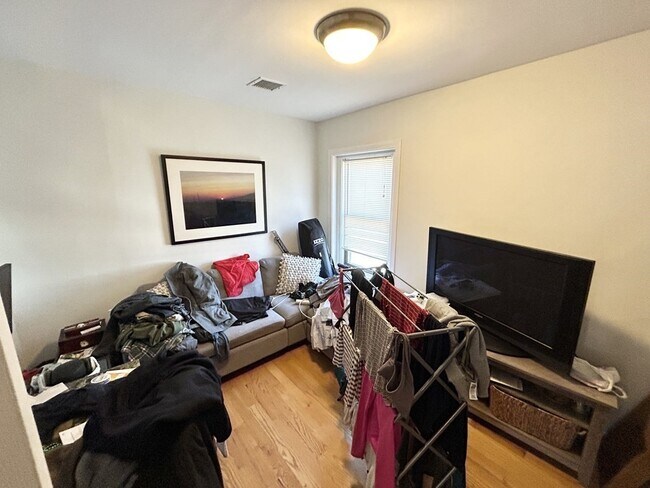 Photo - 914 Dorchester Ave Unidad 2