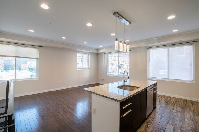 Photo - 1827 S 20th St Unit R1