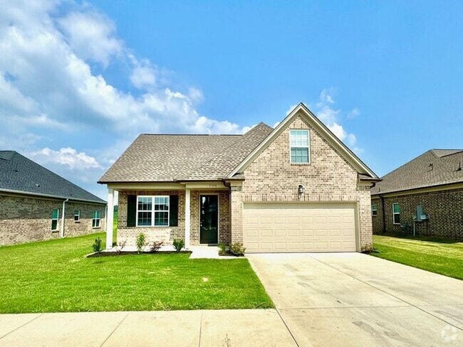 Building Photo - Now Leasing a 4-bedroom 2.5 bath home in W...