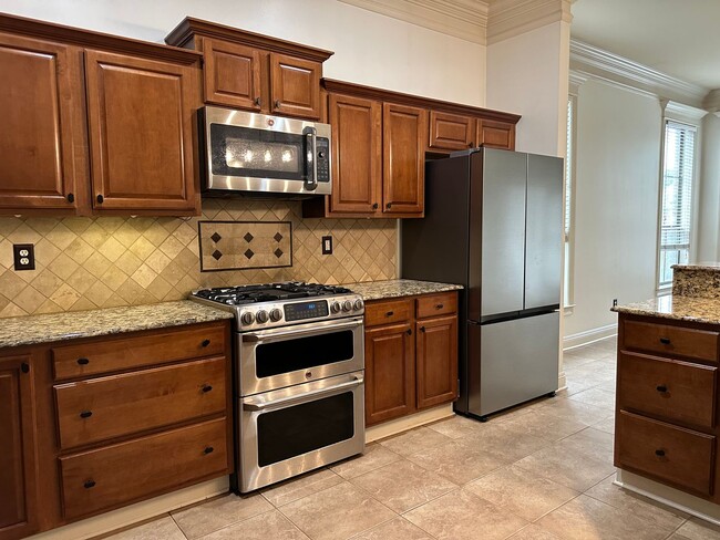 Photo - Welcome to Southlake Plantation in Youngsv...