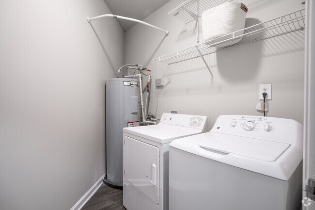 2BR, 2BA - 1,341SF - Laundry Room