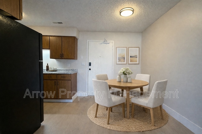 Photo - 2323 T St Unit 14