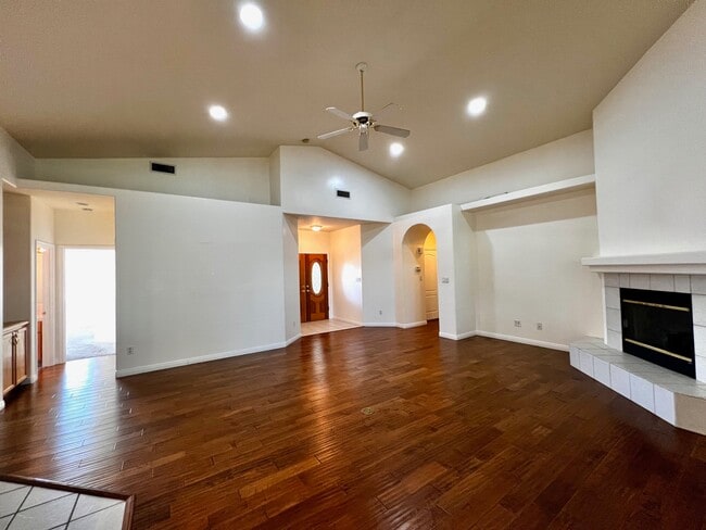 Photo - 11116 Southwales Ct