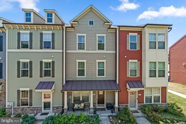 Photo - 829 Badger Ave Townhome