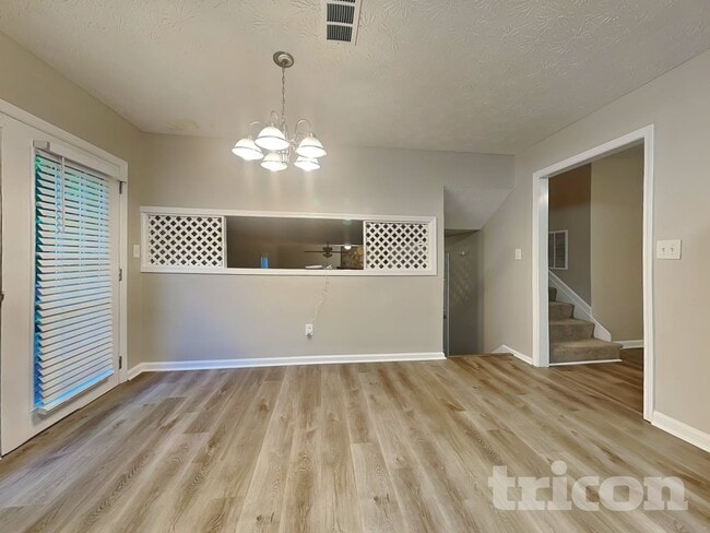 80 Windsong Ct